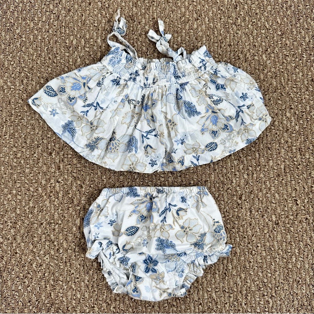 baby gap girl bloomer and crop